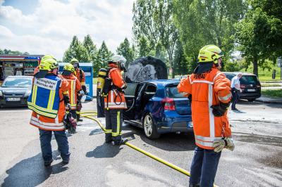 Wernau: Pkw brannte auf Supermarktparkplatz